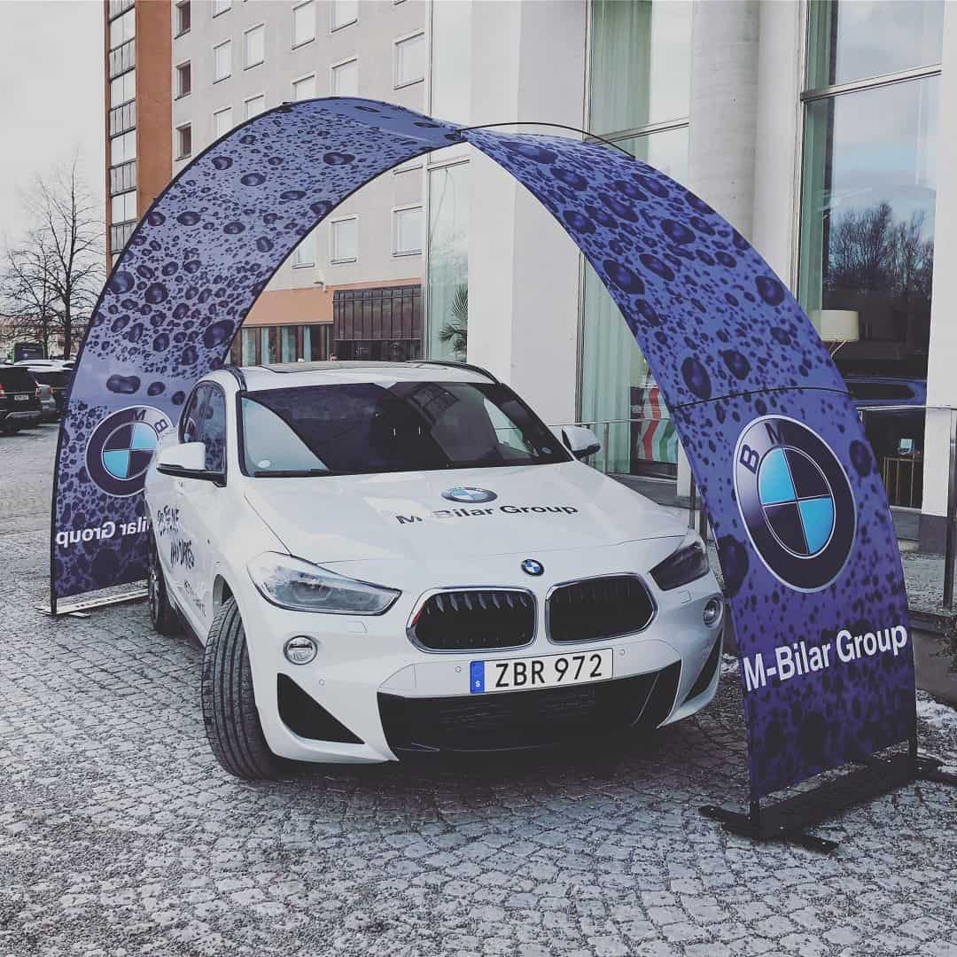 cars_event_1.jpg BannerBow - Event Arch - Image 1